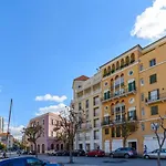 Mundo - Exquisite 2-Br W Balcony At Saifi Village