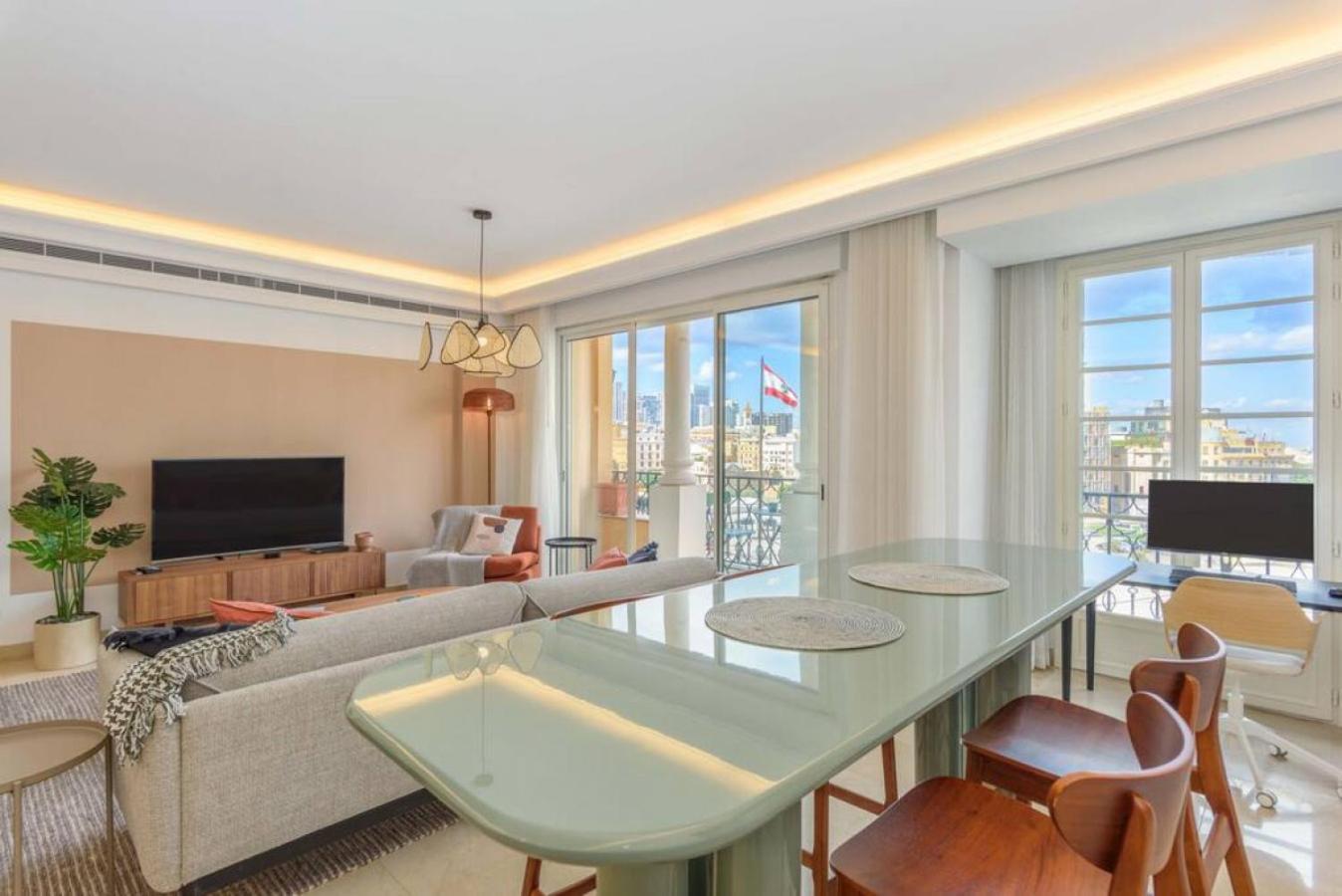 Mundo - Exquisite 2-br W Balcony At Saifi Village Apartment