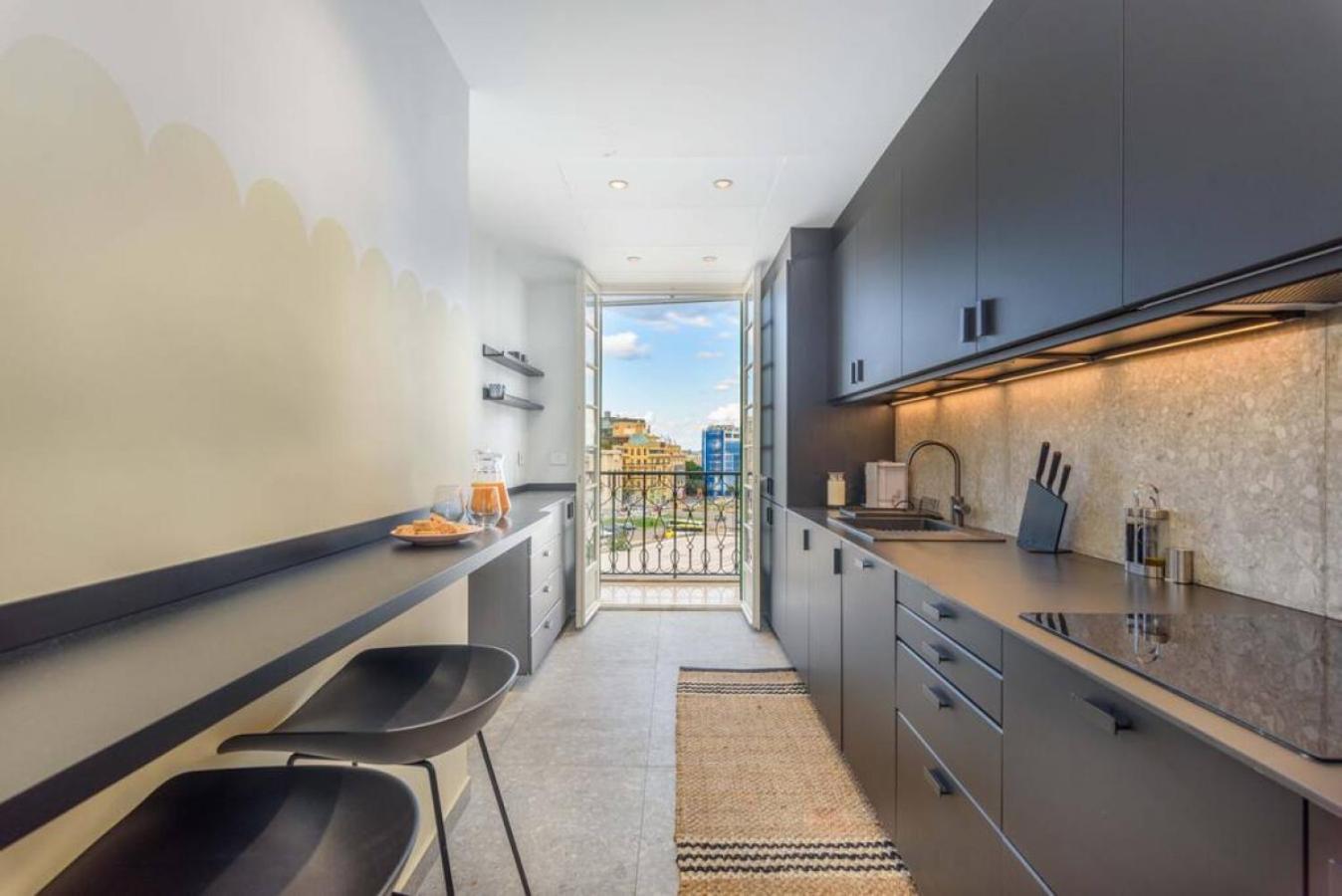 Apartment Mundo - Exquisite 2-br W Balcony At Saifi Village